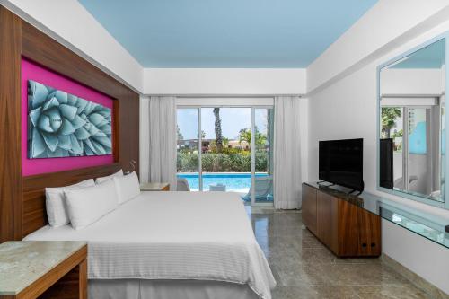 BelAir SunClub Cabos by Krystal Grand in San José del Cabo, Mexico