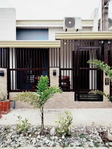 1A - Cabanatuan City's Best Bed and Breakfast Place, Bantug (Foto 2)