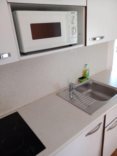 Renovated Apartment Near Zurich Lake Sees Self Checkin, Zürich (photo 5)