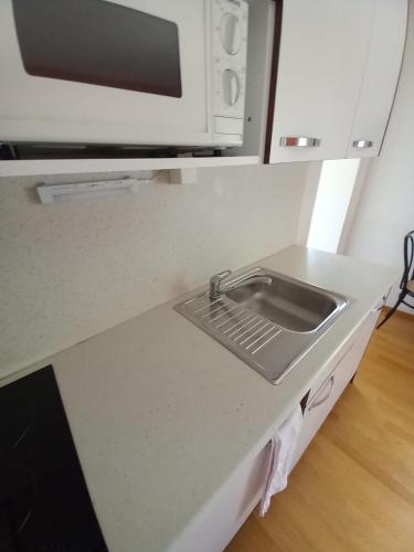 Renovated Apartment Near Zurich Lake Sees Self Checkin, Zürich (photo 10)