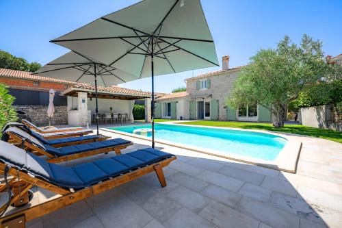 Villa Veromi with private pool in Istria