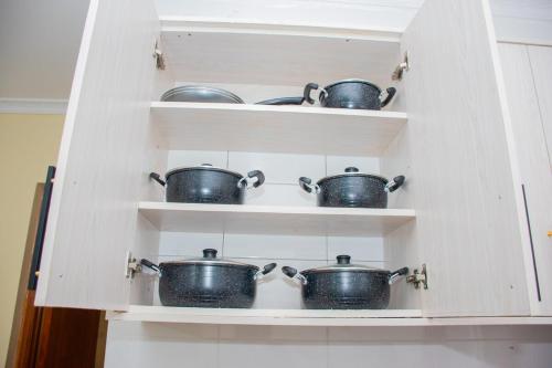 Cozy 1 bedroom getaway in section 58, lake Nakuru views in 奈庫魯