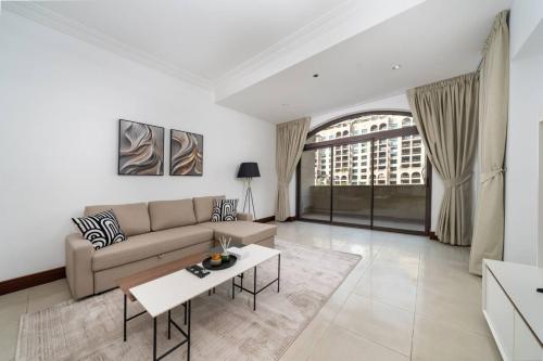 Elegant Palm Living Upgraded Golden Mile 1 Bed, Dubai (Foto 3)