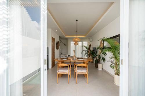 Sunrise Bliss 13 Ricefield View Private Pool Villa By Bali Bliss Properties - image 2