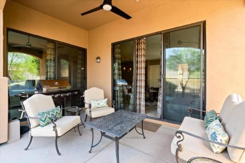 Shared Poolside Fun-Hot Tub-Gym & More in Ahwatukee