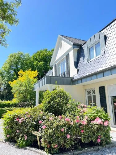 Villa Julian Doppelzimmer Süd in Aurich, Deutschland