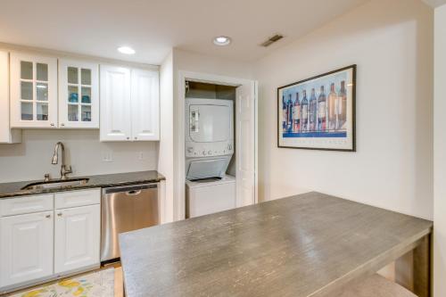 Cape May Quad with Grill - 7 Blocks to Beach! - image 16
