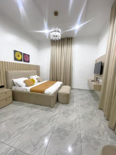 Abilene Shortlets in ยอส