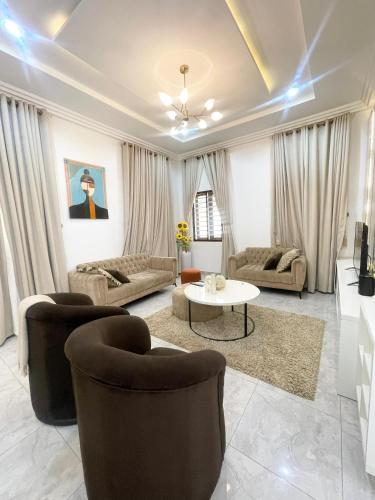 บริการและสิ่งอำนวยความสะดวก, Abilene Shortlets in ยอส