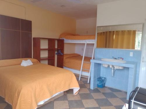 Hotel Villas del Rey Room Type - Standard Triple Room