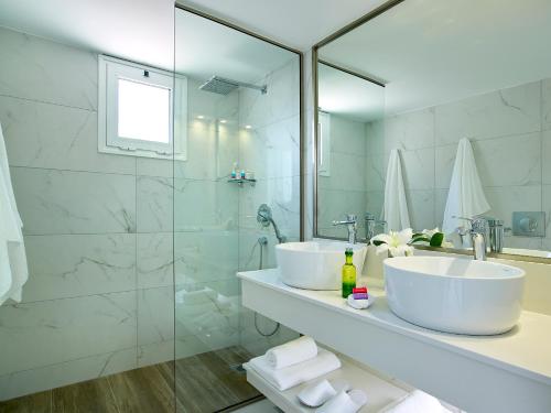 Dimitra Beach Hotel & Suites - main image