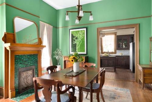 Pecan Park in Kirkwood