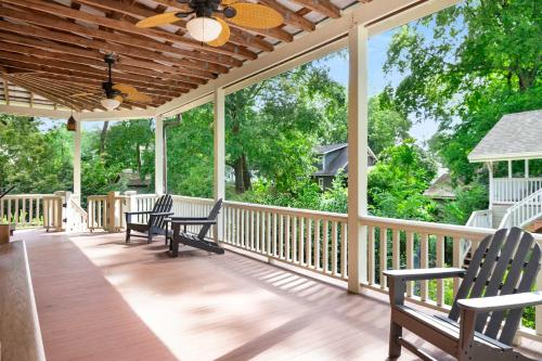 Pecan Park in Kirkwood