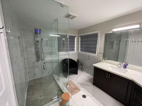 Grandeur Homes in Whitby