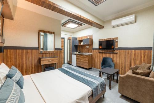 La Serena Hotels - image 12