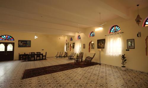 Kushal niwas in กาตา