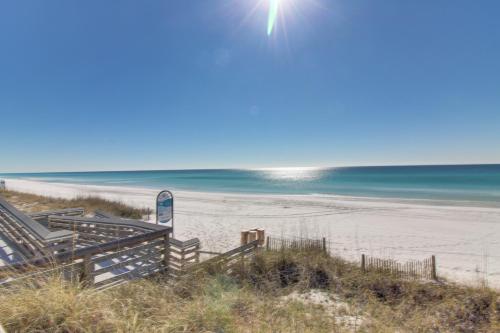 Sandprints Condos - image 6