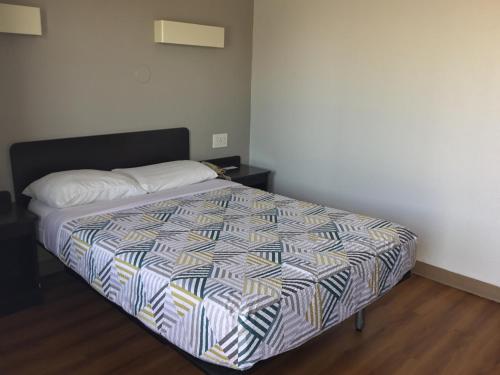 Motel 6-El Paso TX - West - main image