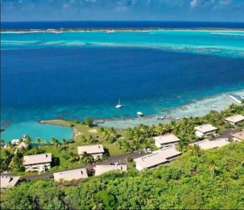 Charming beachfront studio in อาเนา