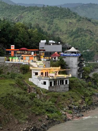 Exterior view, Escaven - Your escape to Heaven in Mills