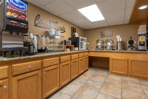 SureStay Plus Hotel by Best Western Poteau in Poteau, USA