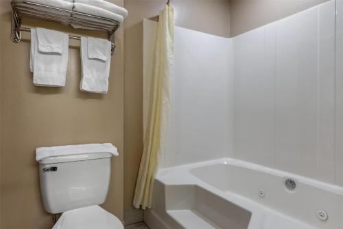 SureStay Plus Hotel by Best Western Poteau - image 5