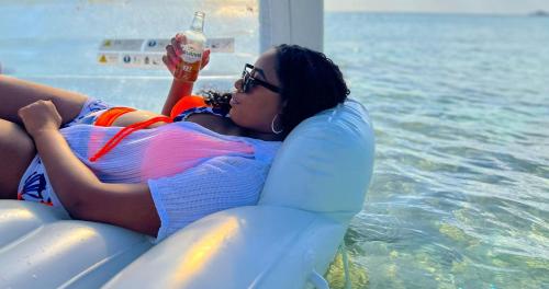 Ocean cabana inflatable 90 minutes rental in Beauport (QC)