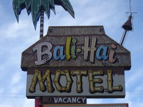 . Bali Hai Motel