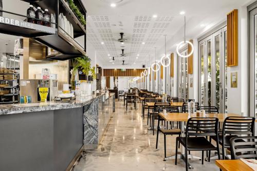 ห้องอาหาร, เยฟสัน โฮเต็ล แอนด์ อพาร์ตเมนต์ (Jephson Hotel & Apartments) in ทูวอง