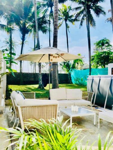 Oceany Pool Home