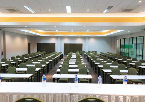 TOS Hotel & Convention Center Tangerang in Kelapa Dua