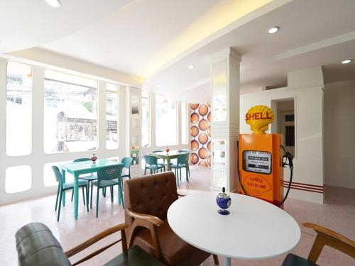 Happy 2 Hotel Pratunam - 식음료(F&B)