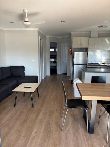 Breakaway Twin Rivers Caravan Park in Acheron