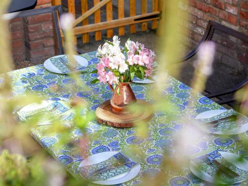 Exterior view, Pilgrim Cottage in Hollingbourne
