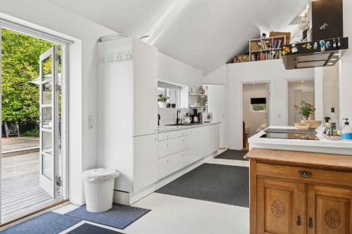 設施, Modern House With Outdoor Spa And Sauna in 法克瑟