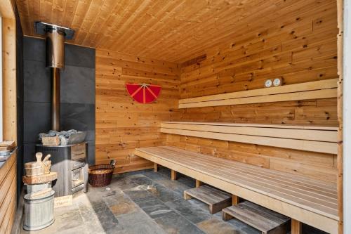 設施, Modern House With Outdoor Spa And Sauna in 法克瑟