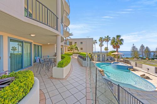 2 bedrooms, 3 beds
