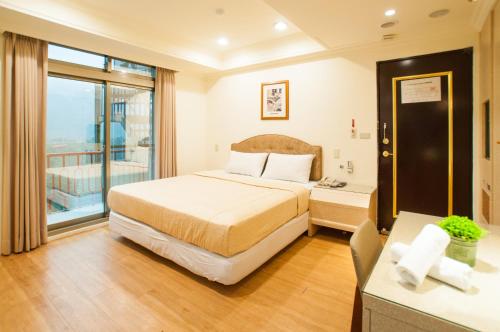 Sarisun Resort Hotel in Xinyi Township