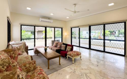 Damansara Heights Luxury Villa with Private Pool, Kuala Lumpur (Foto 9)