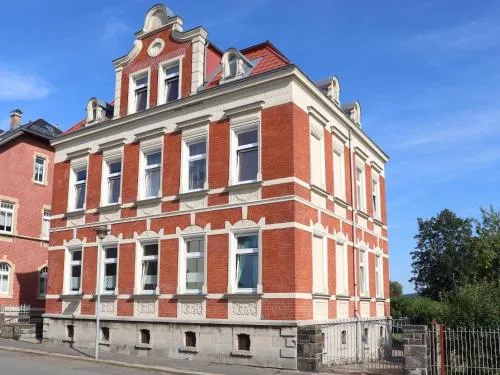 Gruppenhaus mit German Heimkino, 18 Personen in Treuen, Deutschland