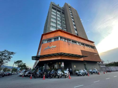 Pine Tree Hotel, Batu Pahat