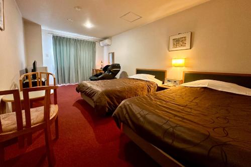 room detail thumbnail 1