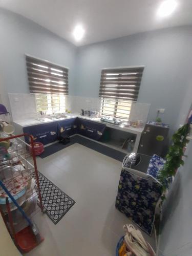 Kitchen, Marissa Homestay in Rantau Panjang