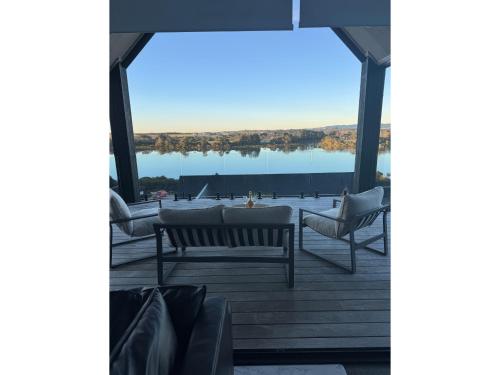 ทัศนียภาพภายนอกโรงแรม, Estuary Views - Riverhead Holiday House in ริเวอร์เฮด