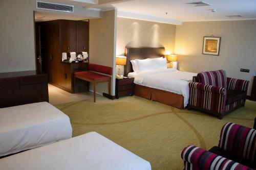 room detail thumbnail 1