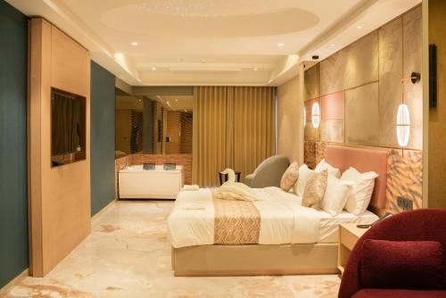 Hotel La Arriba in วัตวา