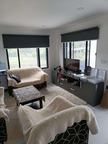 Shared lounge/TV area, Vinaka Vibes in Lautoka