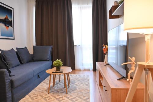 Cozy Flat with Pool & Mountain Views, Near Gondola by Flat Mаnаger, Bansko (zdjęcie 7)