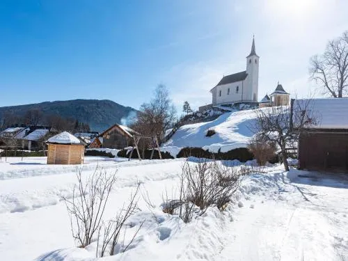 Ski-In Area Apartment with Ski Bus in Mauterndorf, Österreich