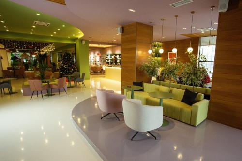Restoran, HOTEL 12 in Dakovica